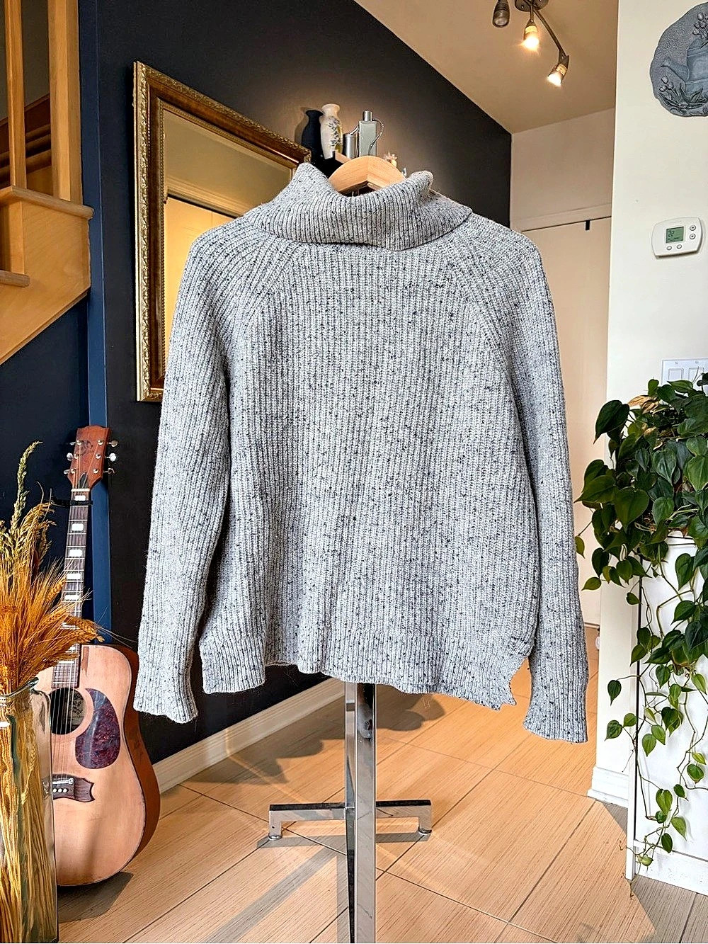 Mercantile Ribbed Cowl Neck Sweater in Gray Large Like New